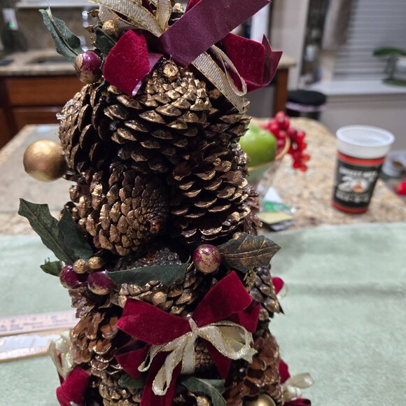 Pine Coned Tree - Picture 3 of 4